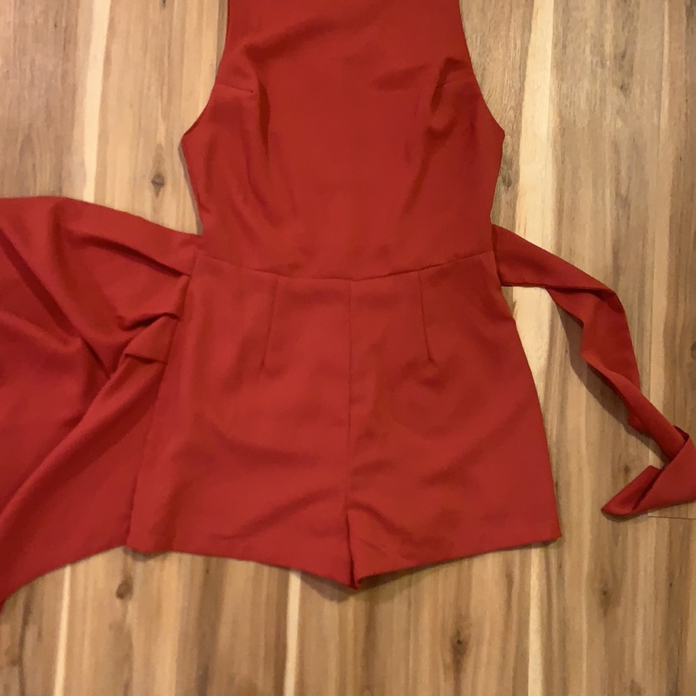 Adorable romper! - Picture 3 of 5